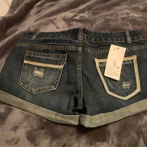 Medium Jean shorts